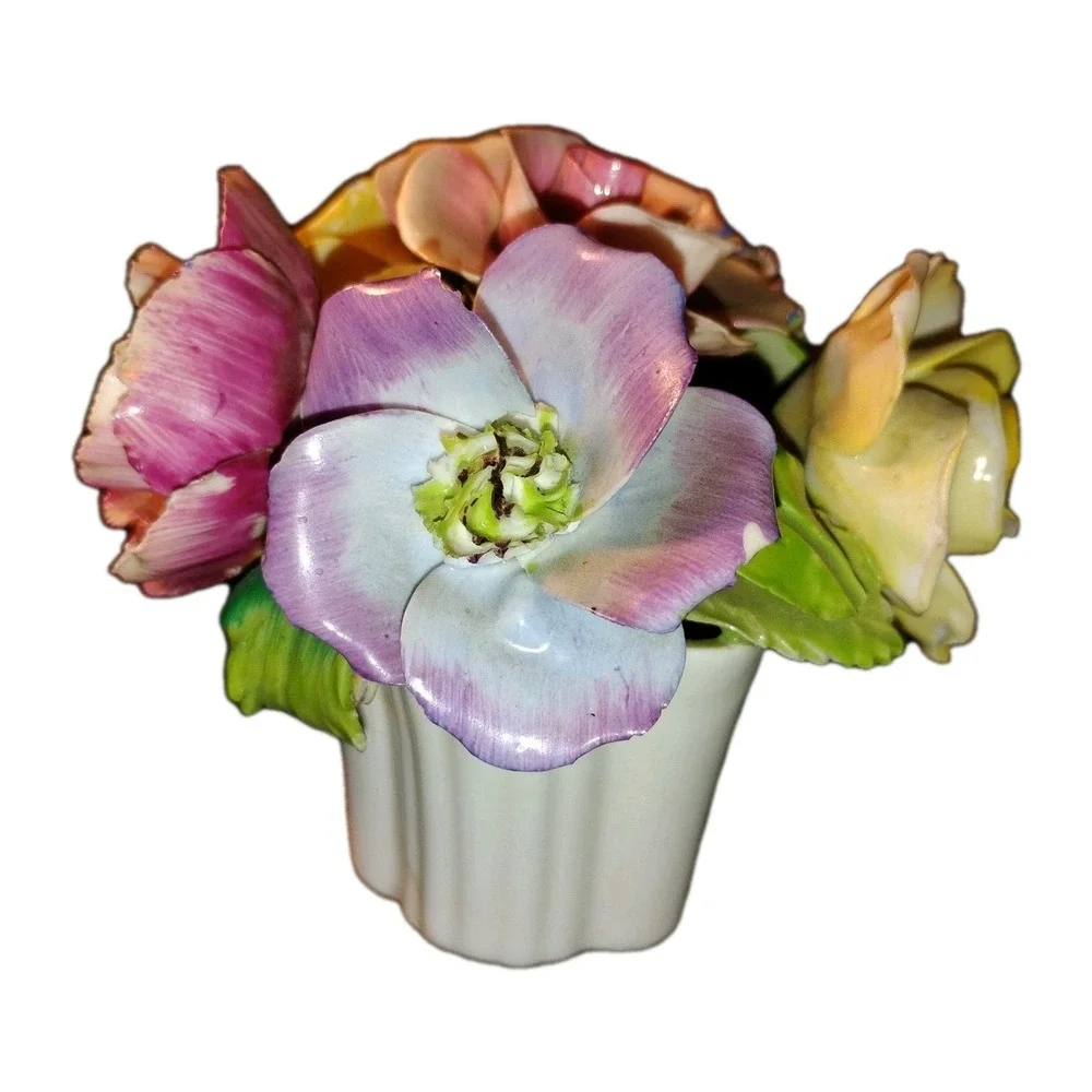 Vintage Staffordshire Floral Bone China Made in England 6 flowers rose vase 4x4